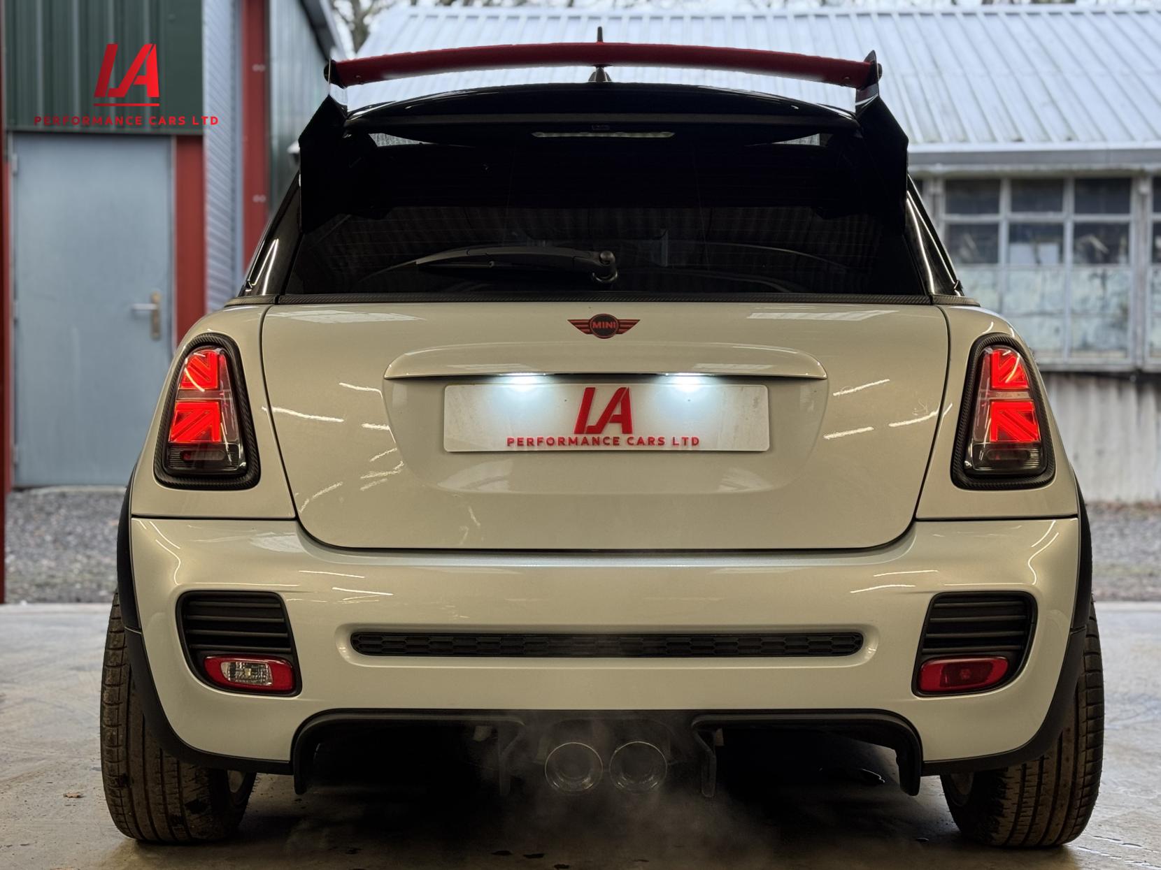 MINI Hatch 1.6 Cooper S Hatchback 3dr Petrol Manual Euro 5 (s/s) (184 ps)