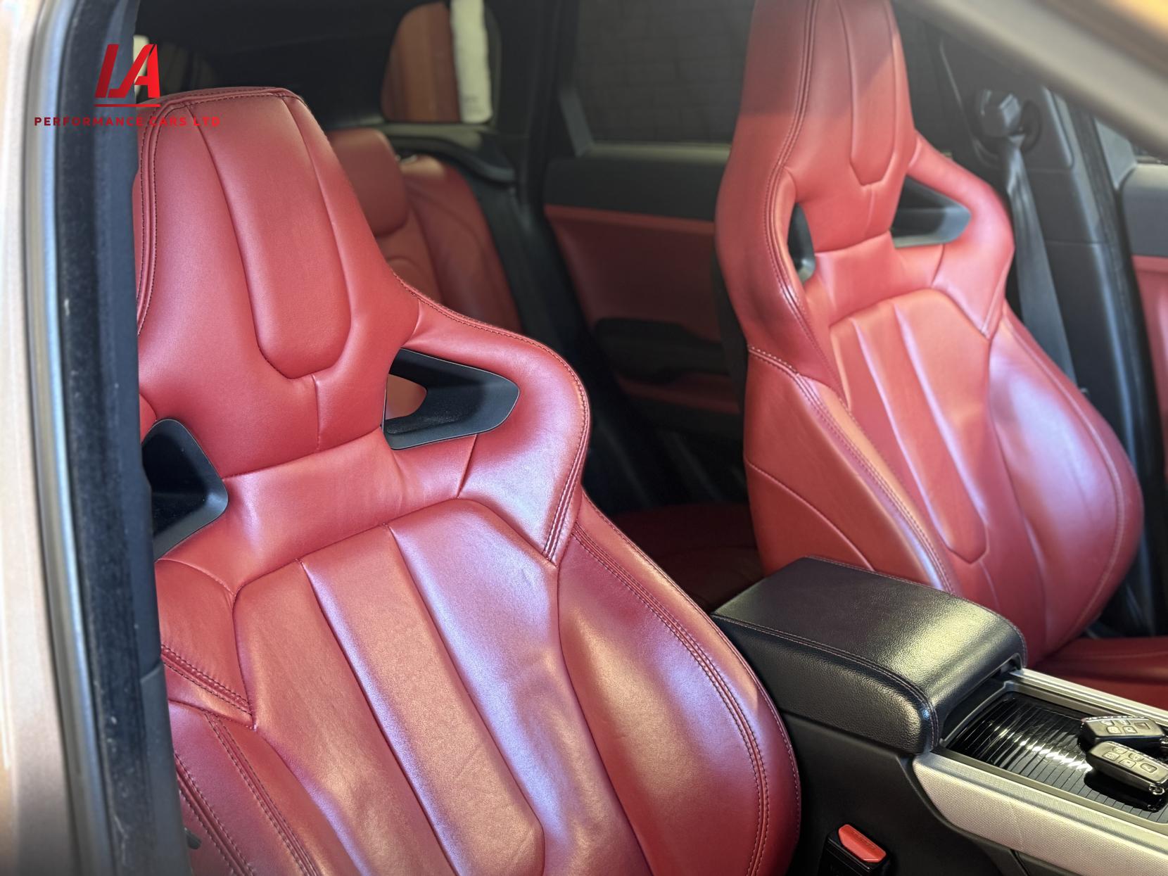 Land Rover Range Rover Evoque 2.2 SD4 Dynamic SUV 5dr Diesel Auto 4WD Euro 5 (s/s) (190 ps)