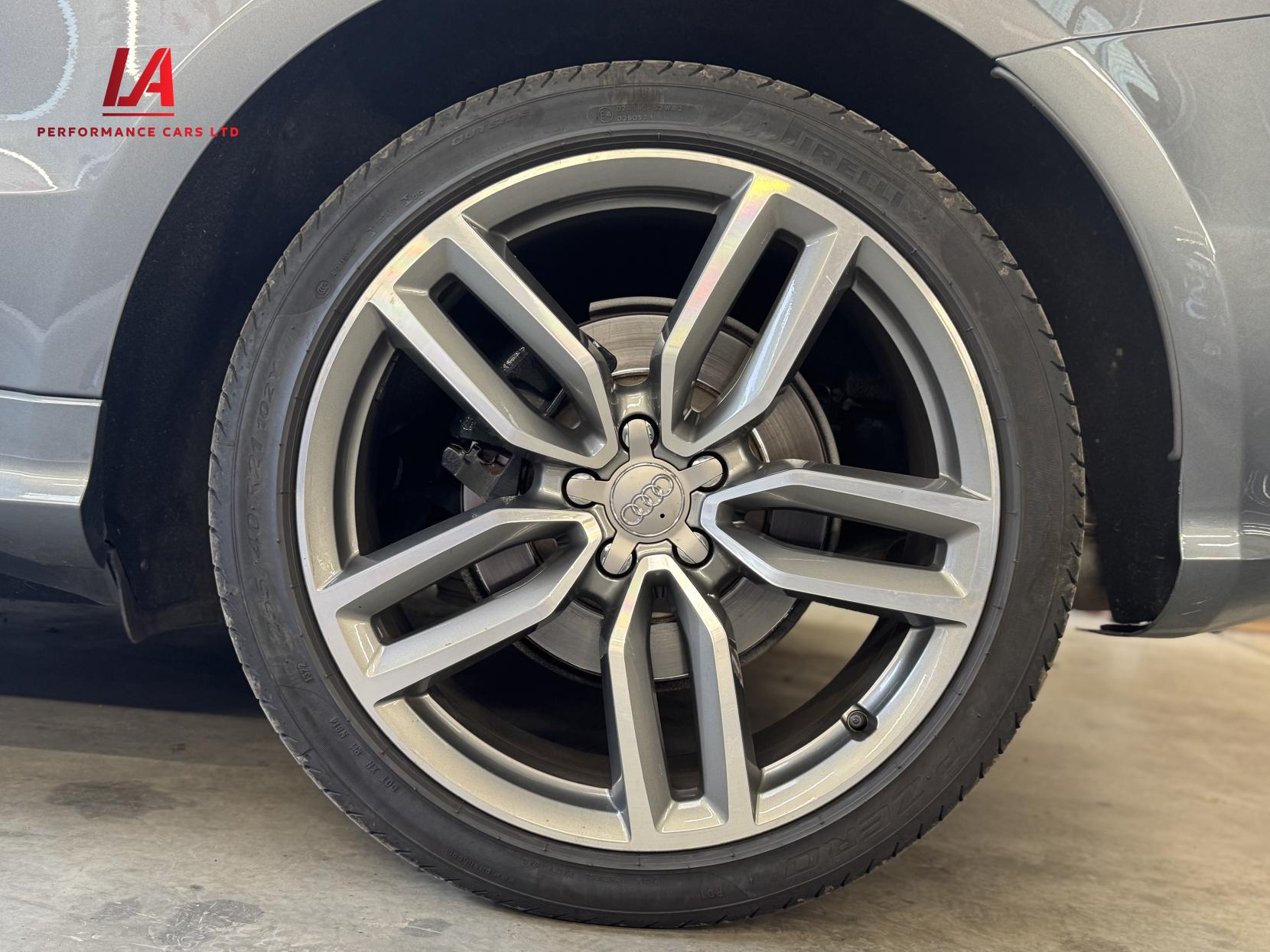 Audi SQ5 3.0 BiTDI V6 SUV 5dr Diesel Tiptronic quattro Euro 5 (s/s) (313 ps)