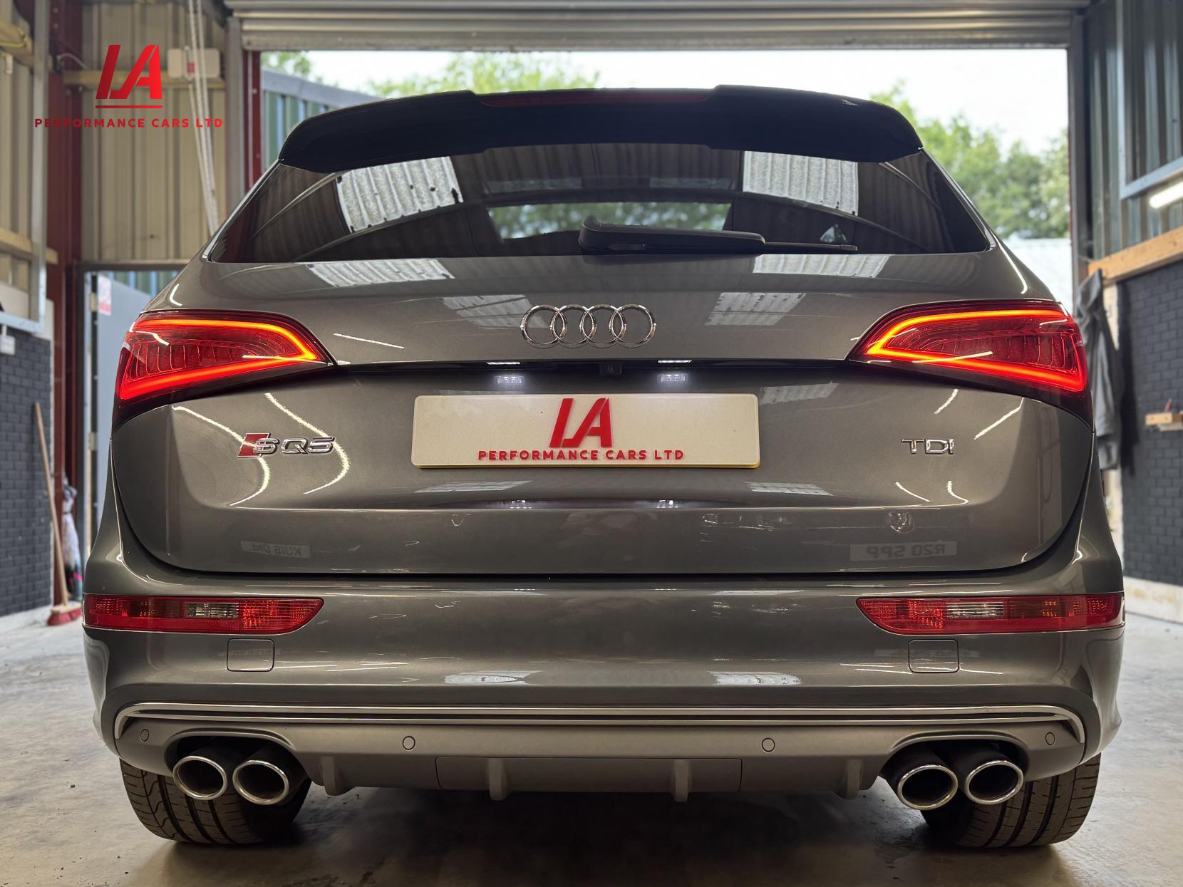 Audi SQ5 3.0 BiTDI V6 SUV 5dr Diesel Tiptronic quattro Euro 5 (s/s) (313 ps)