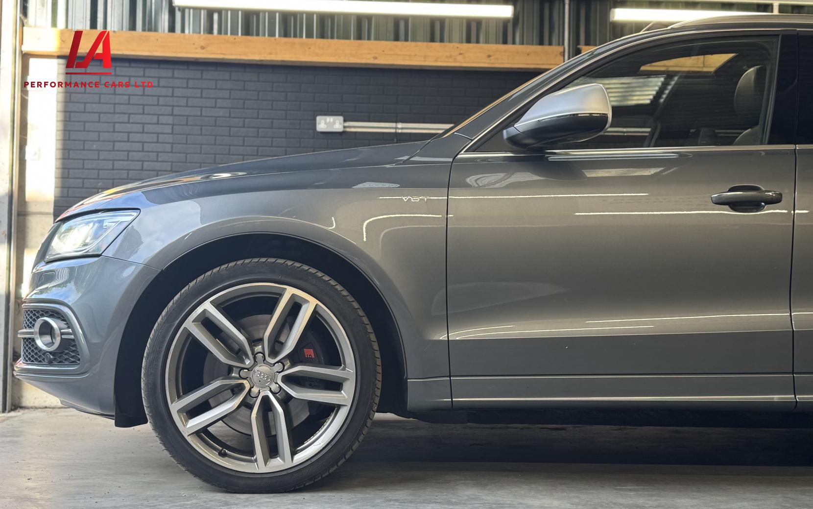 Audi SQ5 3.0 BiTDI V6 SUV 5dr Diesel Tiptronic quattro Euro 5 (s/s) (313 ps)