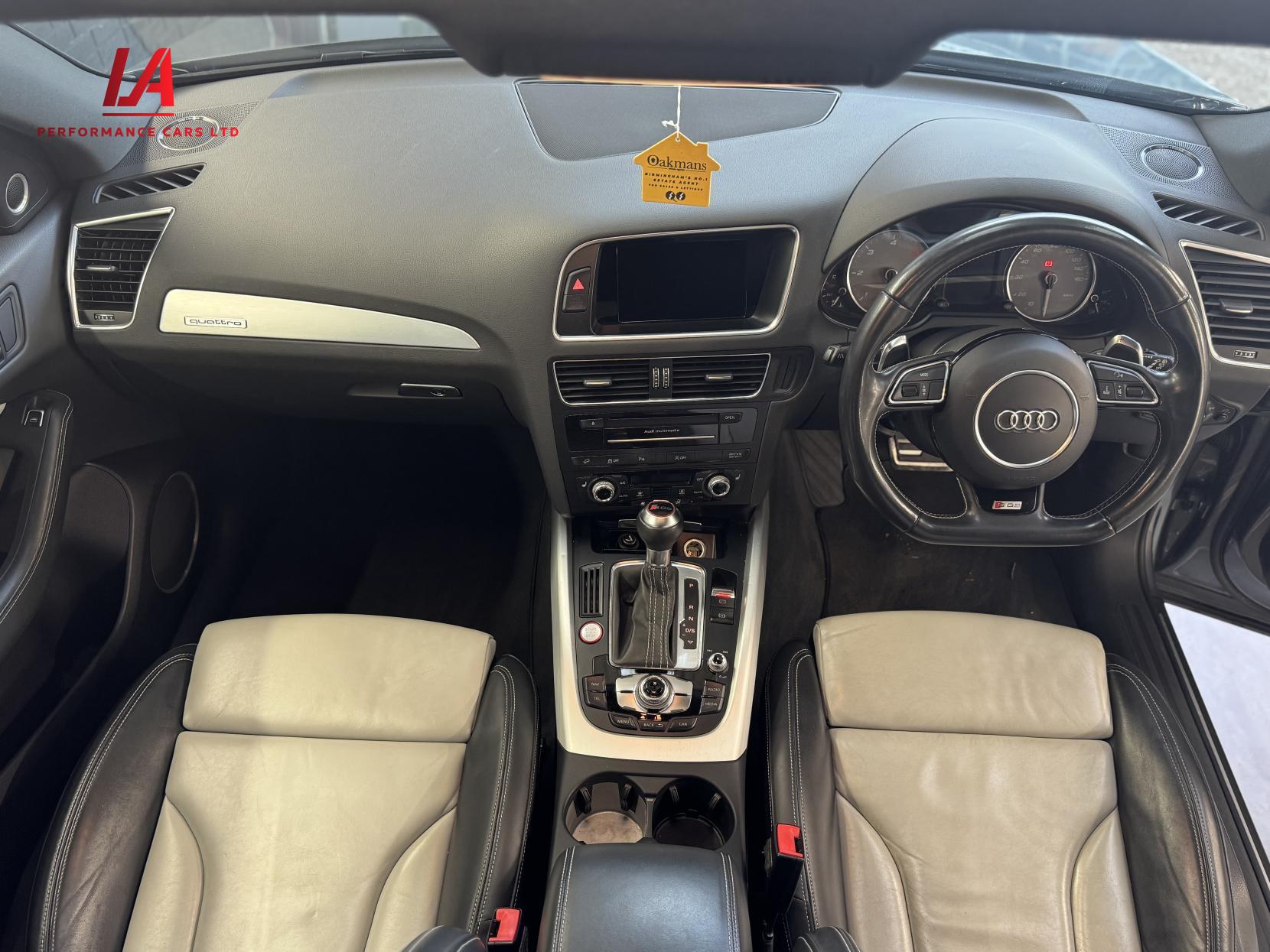 Audi SQ5 3.0 BiTDI V6 SUV 5dr Diesel Tiptronic quattro Euro 5 (s/s) (313 ps)