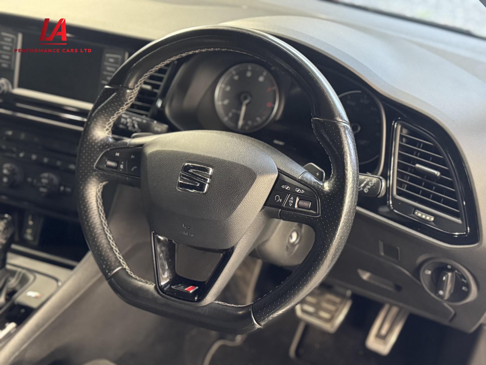 SEAT Leon 2.0 TSI Cupra 290 Black Hatchback 5dr Petrol DSG Euro 6 (s/s) (290 ps)