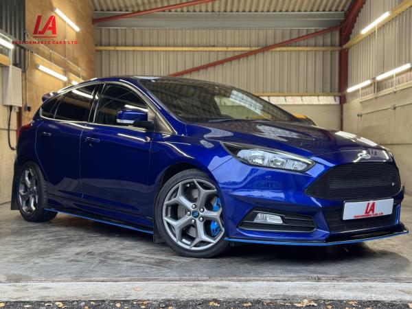 Ford Focus 2.0T EcoBoost ST-2 Hatchback 5dr Petrol Manual Euro 6 (s/s) (250 ps)