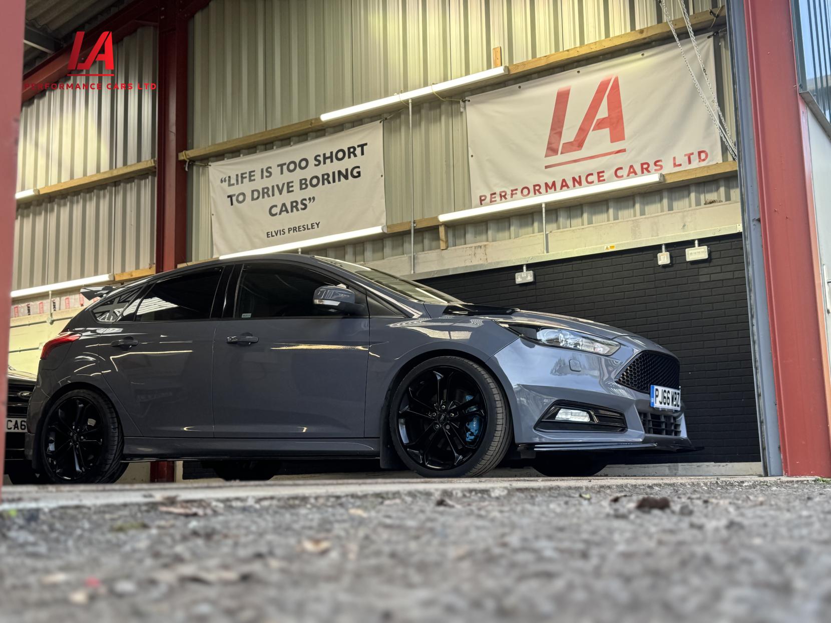 Ford Focus 2.0T EcoBoost ST-3 Hatchback 5dr Petrol Manual Euro 6 (s/s) (250 ps)