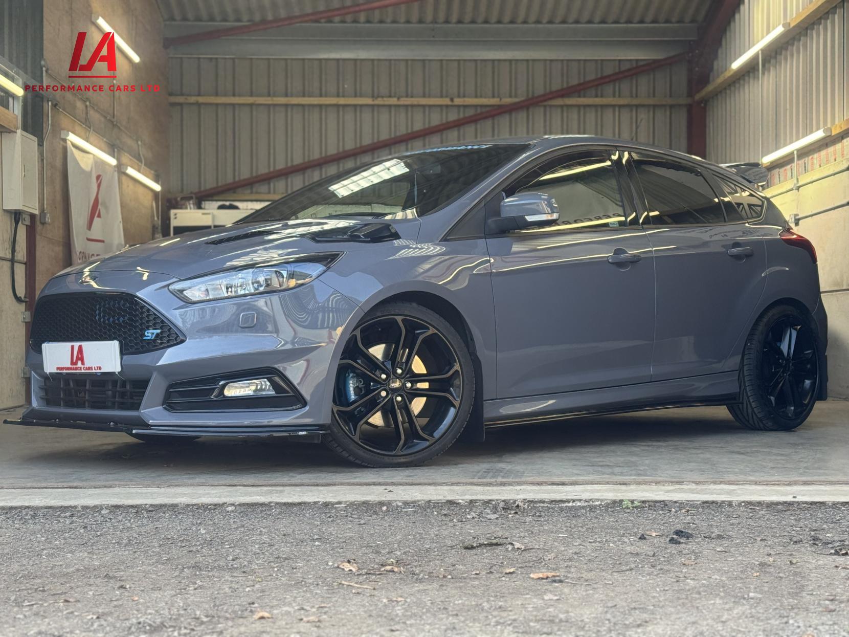 Ford Focus 2.0T EcoBoost ST-3 Hatchback 5dr Petrol Manual Euro 6 (s/s) (250 ps)