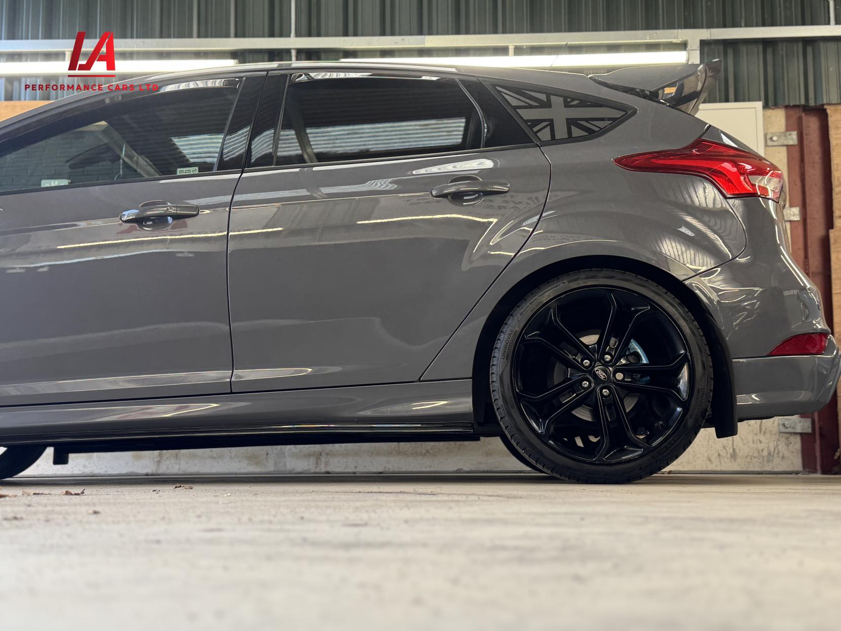 Ford Focus 2.0T EcoBoost ST-3 Hatchback 5dr Petrol Manual Euro 6 (s/s) (250 ps)