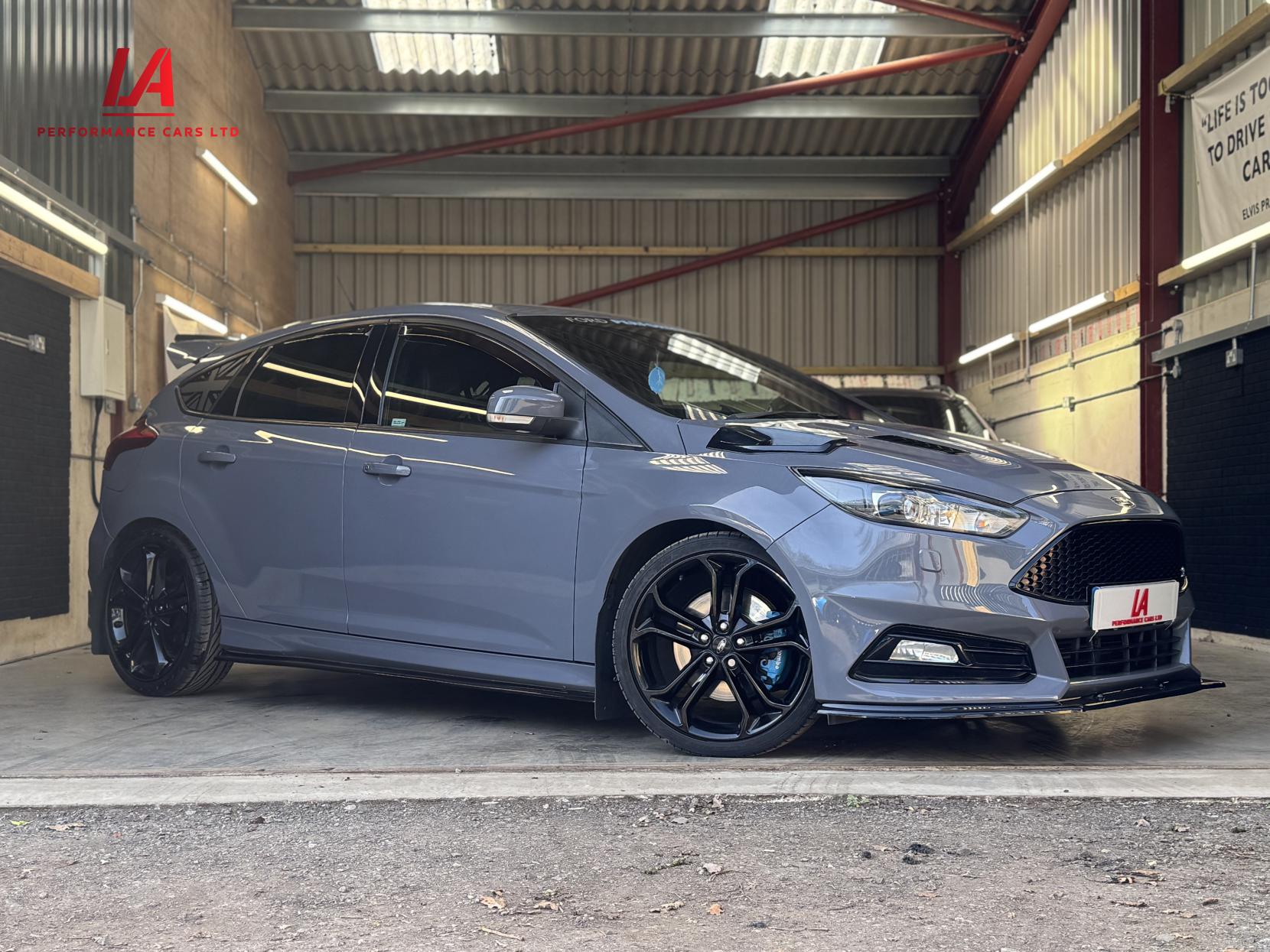 Ford Focus 2.0T EcoBoost ST-3 Hatchback 5dr Petrol Manual Euro 6 (s/s) (250 ps)